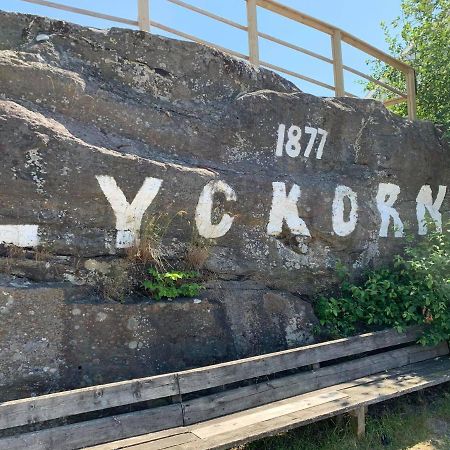 Nyrenoverat Kaellarlaegenhet Daire Ljungskile Dış mekan fotoğraf
